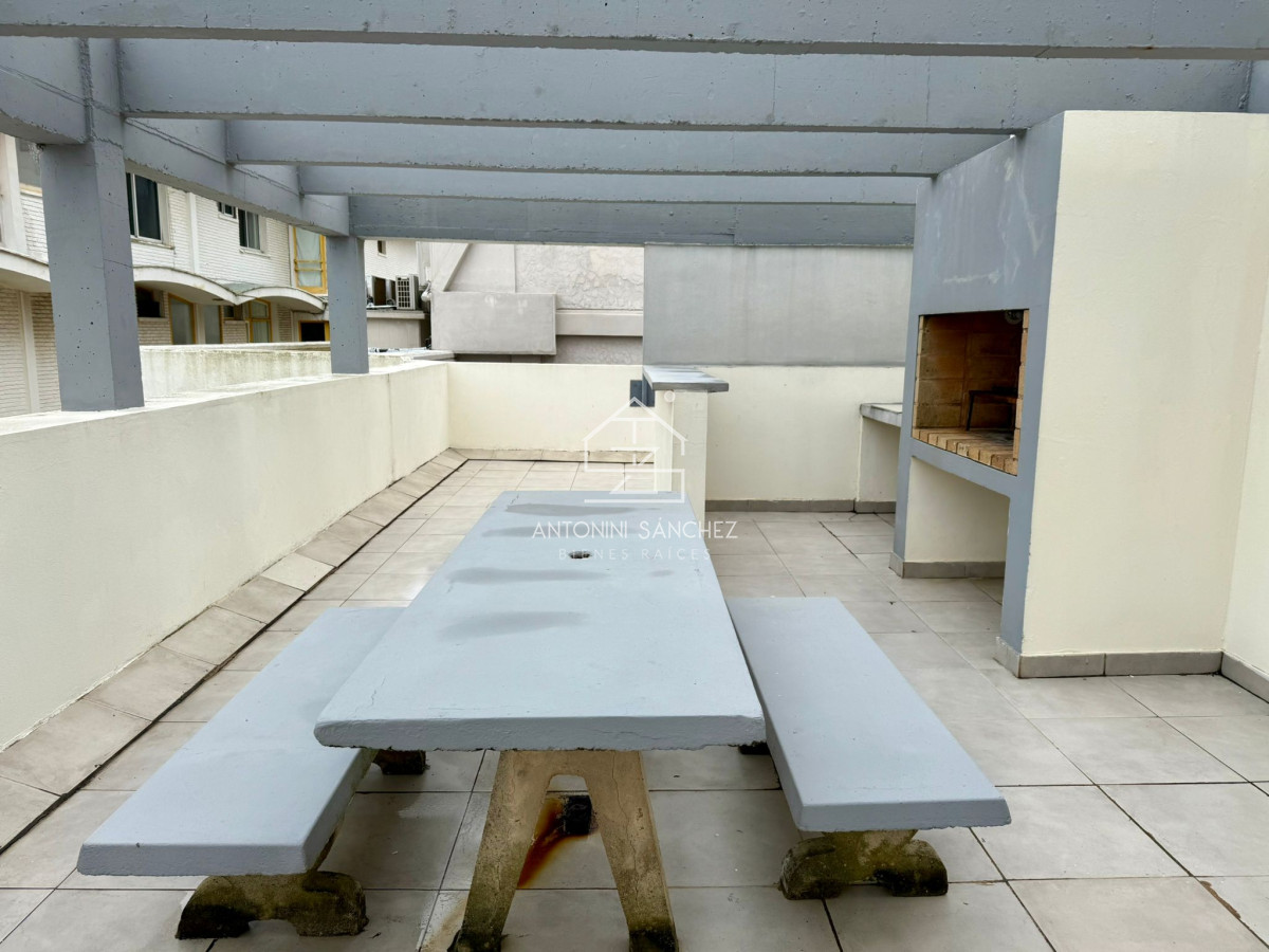 Apartamento ID.2455 - Venta Apartamento 1 Dormitorio Punta del Este