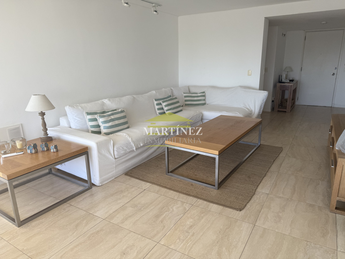 Apartamento ID.82 - Venta Apartamento 3 dormitorios en Playa Brava, Punta del Este