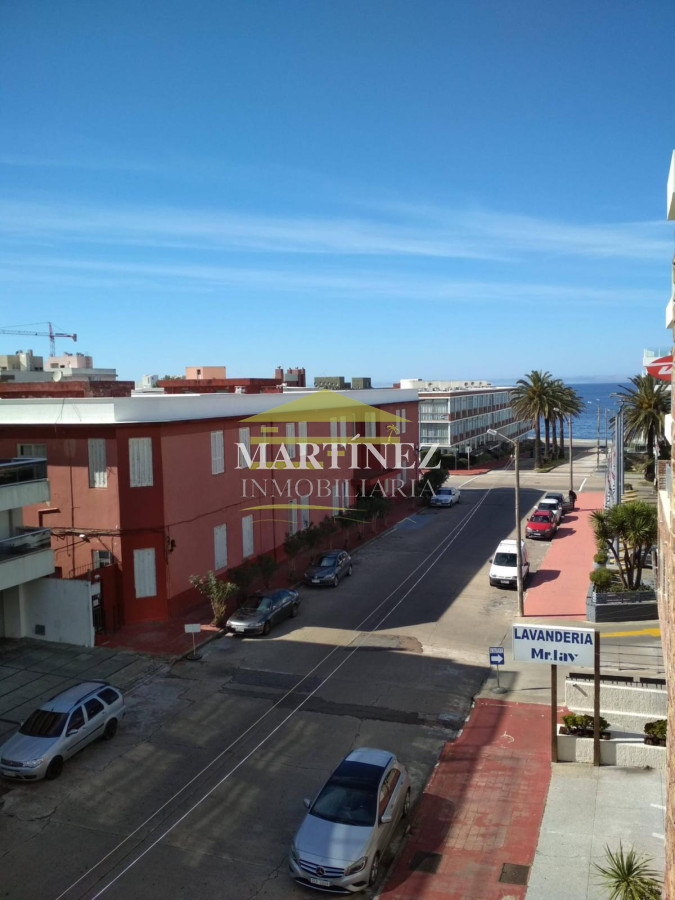 Apartamento ID.117 - Alquiler anual 2 dormitorios en Península, Punta del Este