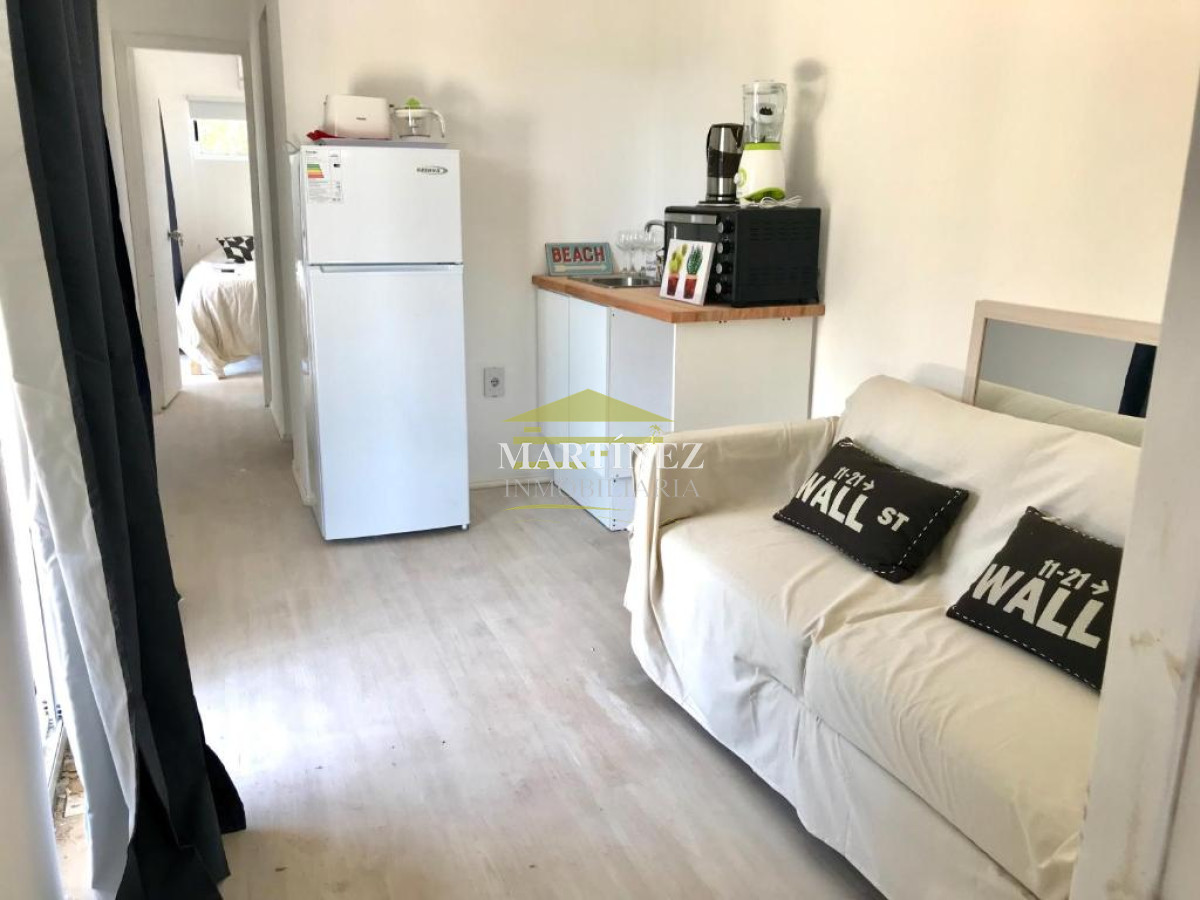 Casa ID.79 - Complejo de 7 apartamentos en la Juanita. 