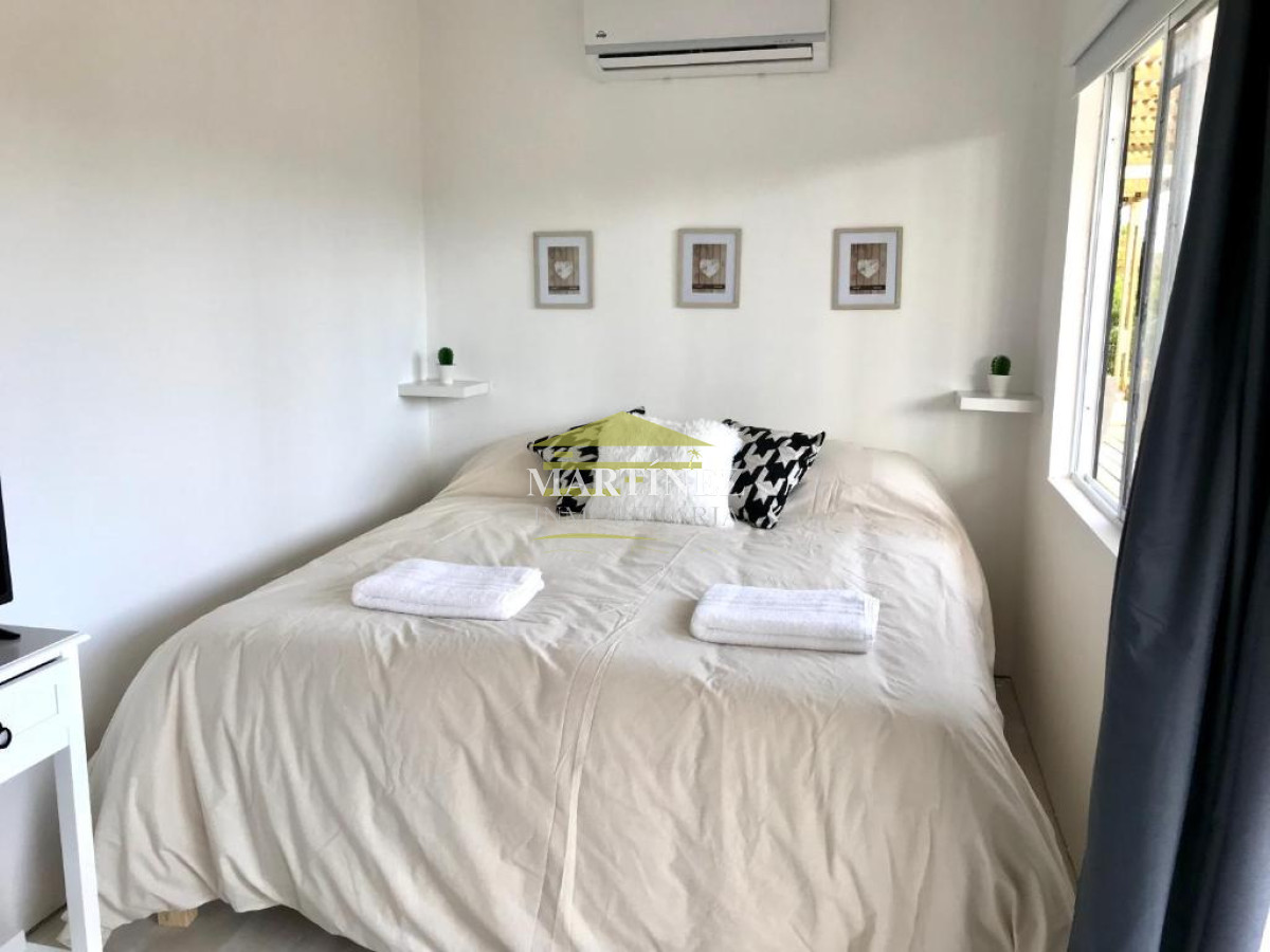 Casa ID.79 - Complejo de 7 apartamentos en la Juanita. 