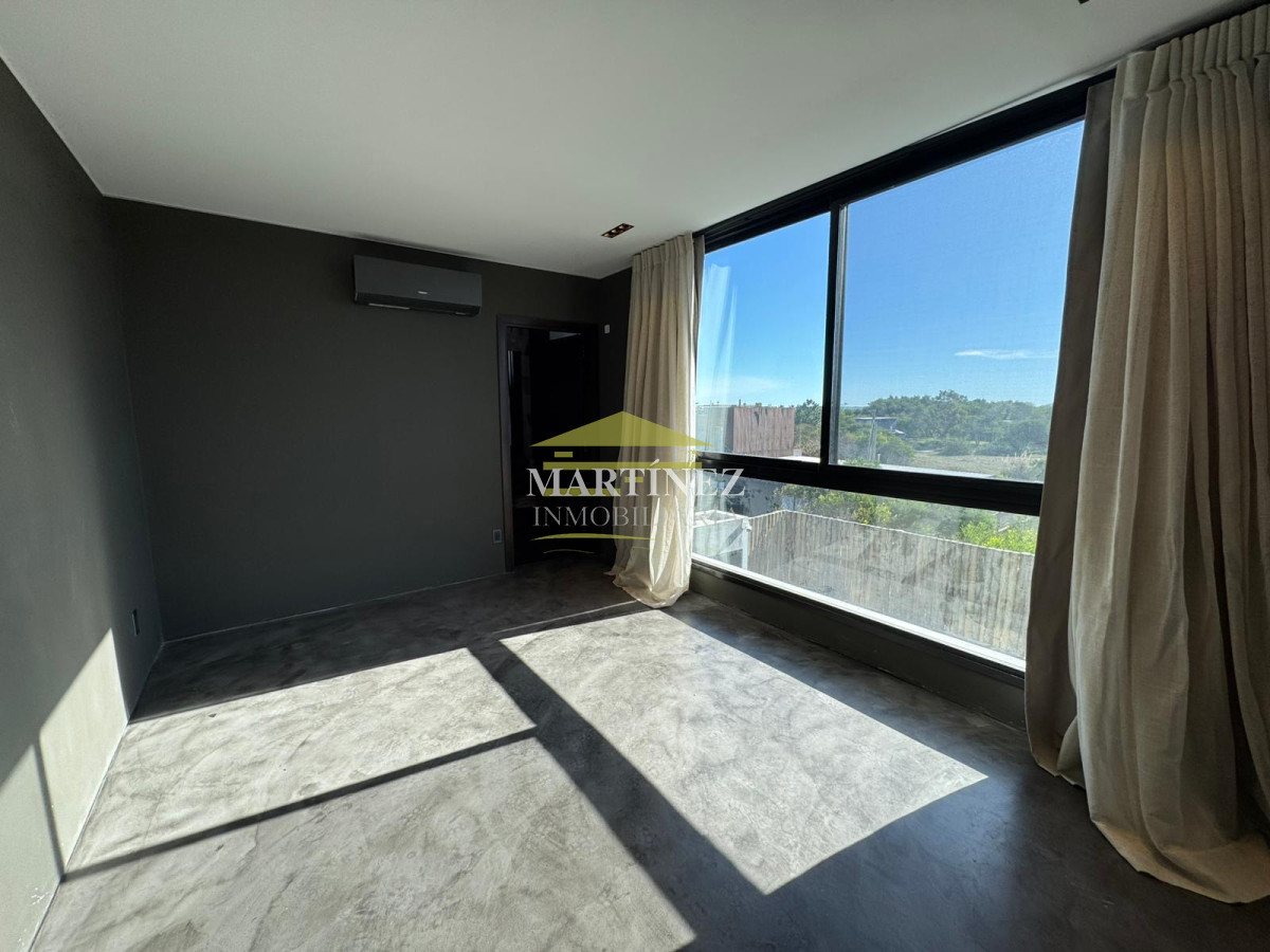 Casa ID.83 - Casa Venta 3 Dormitorios La Juanita