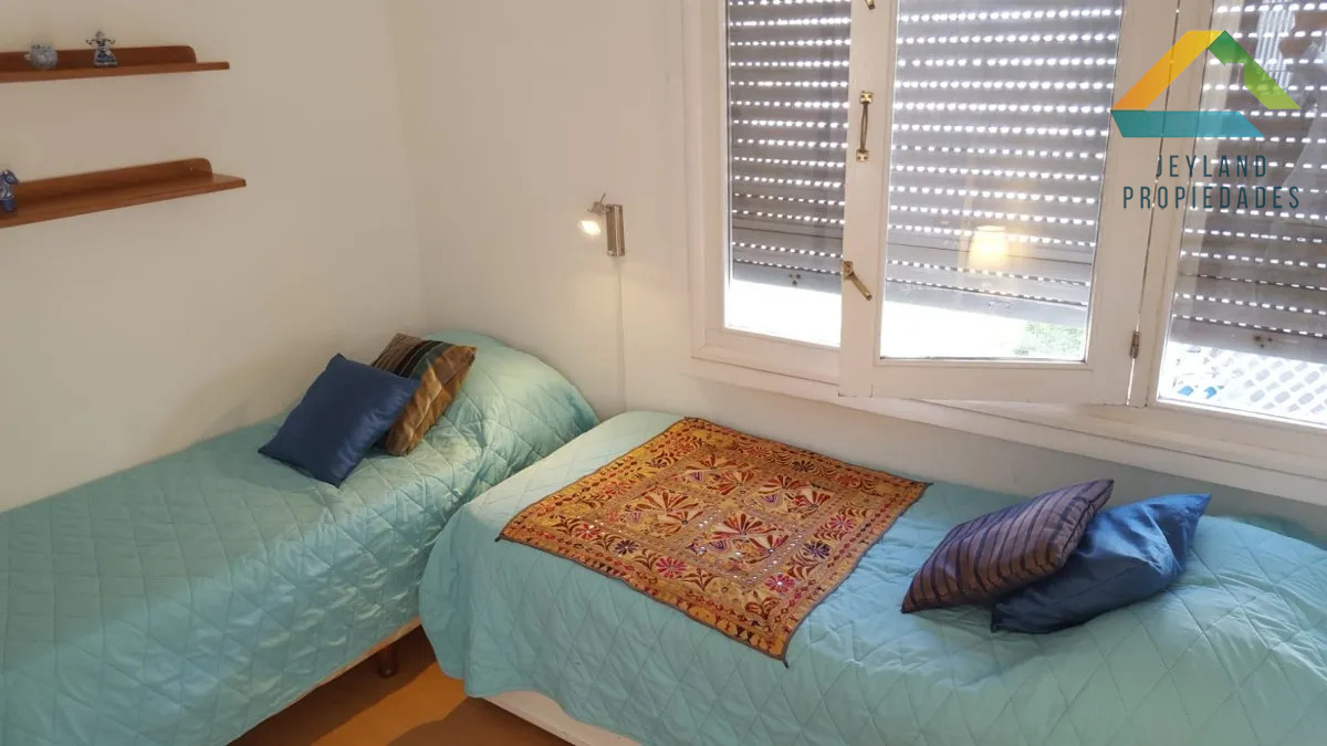 Apartamento ID.240 - Venta apartamento de 2 Dormitorios, Playa mansa,Punta del este 