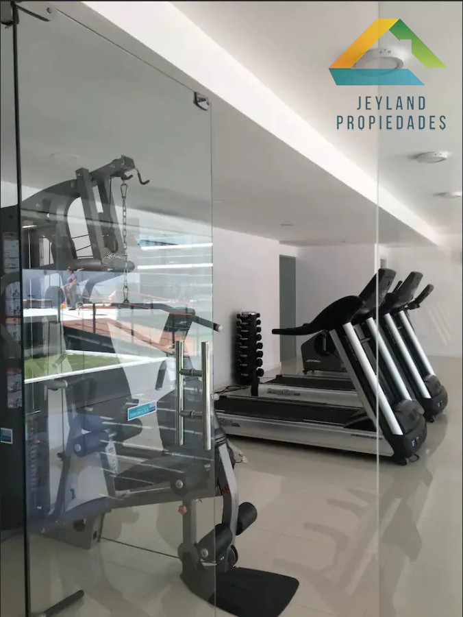 Apartamento ID.239 - Venta Apartamento 3 dormitorios, Playa Brava, Punta Del Este 