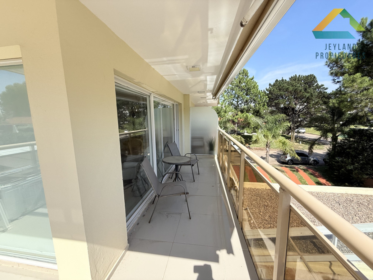 Apartamento ID.418 - Venta apartamento 2 dormitorios en Aidy Grill, Punta del Este
