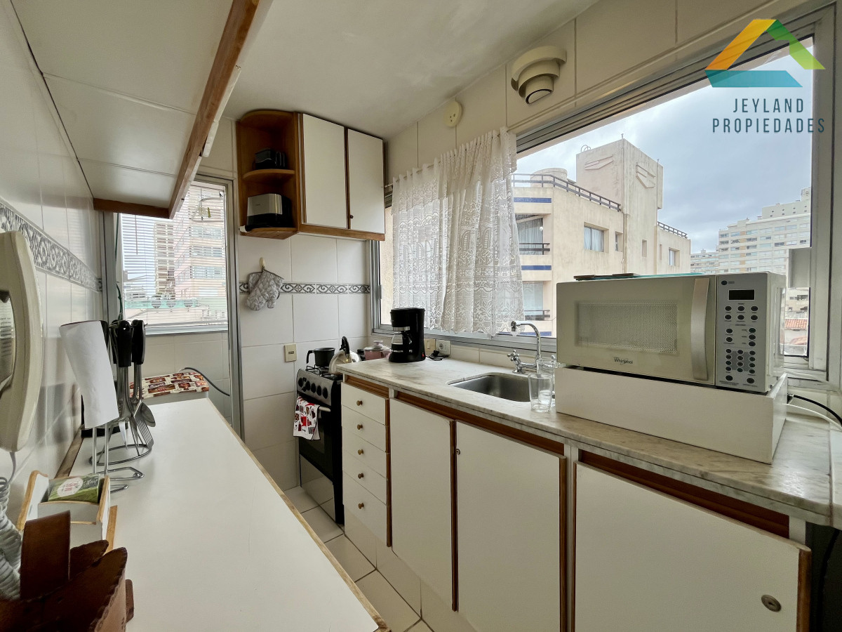 Apartamento ID.244 - Venta Apartamento 3 Dormitorios, Peninsula, Punta del Este