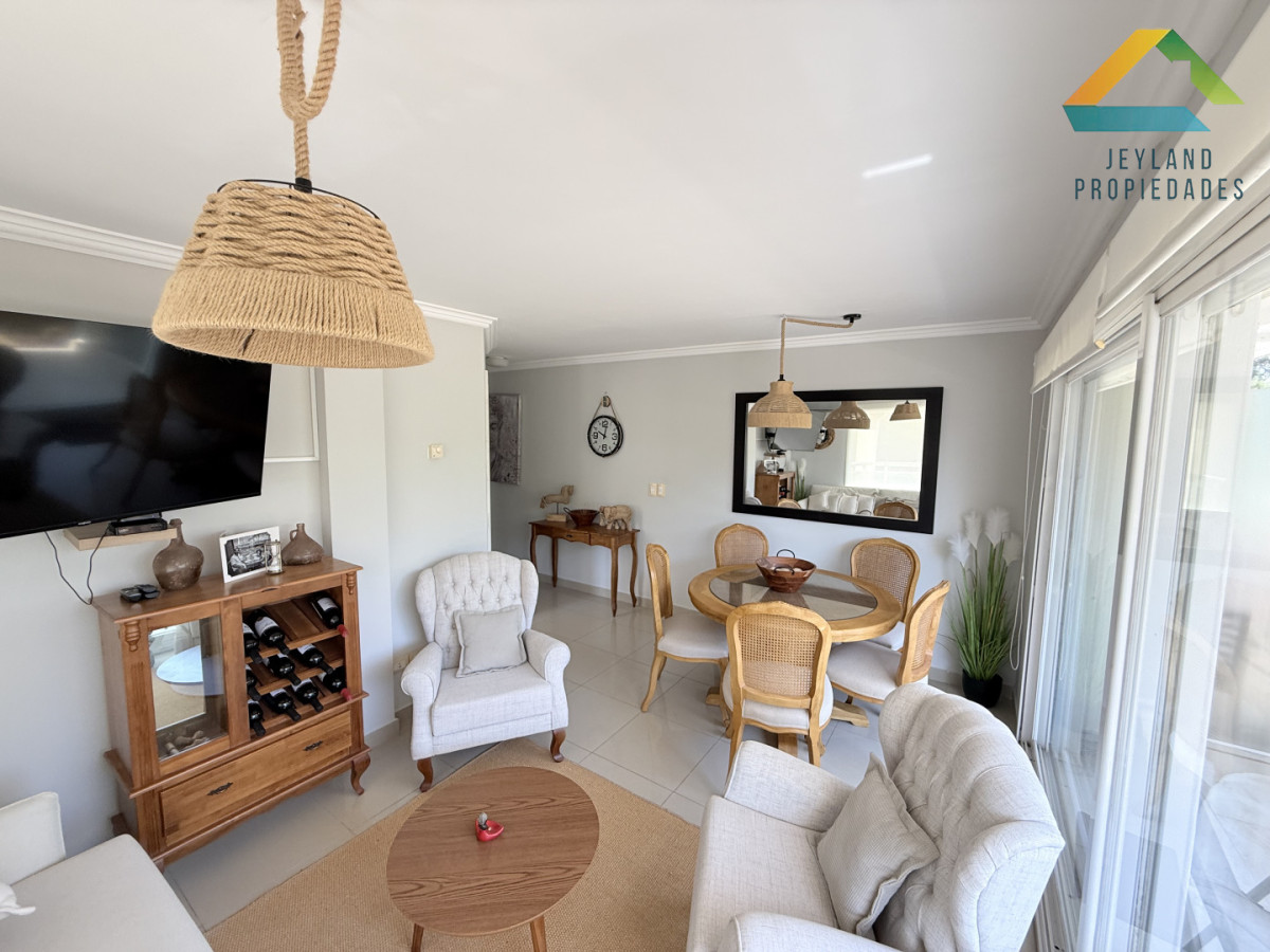 Apartamento ID.418 - Venta apartamento 2 dormitorios en Aidy Grill, Punta del Este
