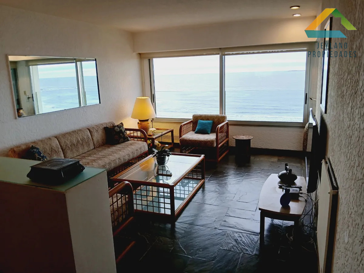 Apartamento ID.245 - Venta apartamento 1 dormitorio en Aidy Grill, Punta del Este
