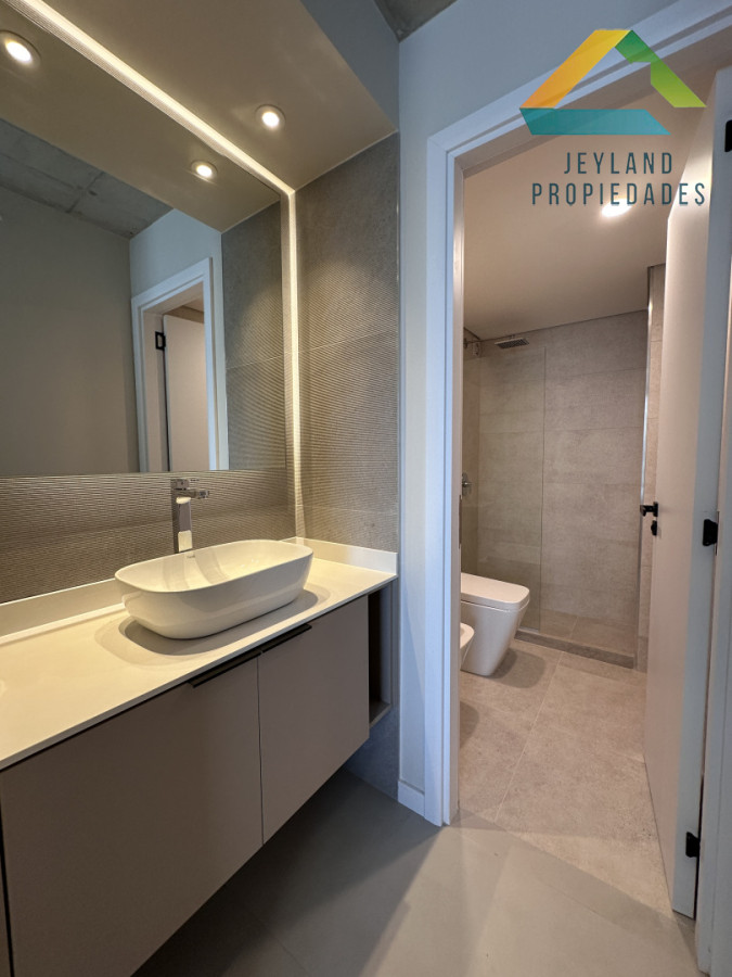 Apartamento ID.381 - Venta apartamento dos dormitorios en pozo en Aidy Grill Punta del Este