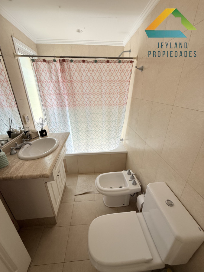 Apartamento ID.418 - Venta apartamento 2 dormitorios en Aidy Grill, Punta del Este