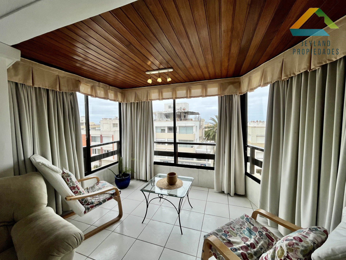 Apartamento ID.244 - Venta Apartamento 3 Dormitorios, Peninsula, Punta del Este