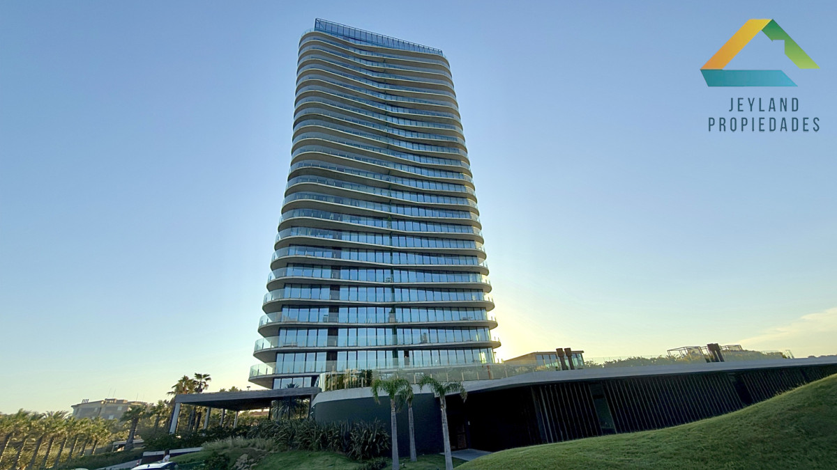 Apartamento ID.453 - Apartmento en venta en torre de categoría
