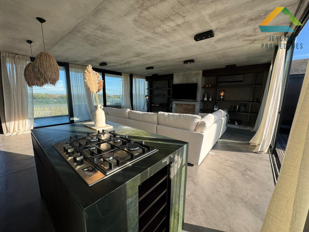 Casa ID.247 - Casa Venta 3 Dormitorios La Juanita