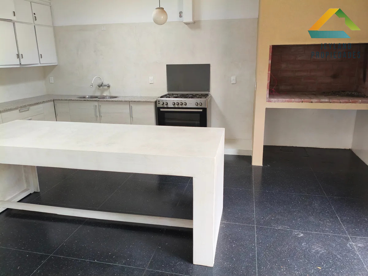 Casa ID.243 - Venta Casa 3 dormitorios, San Rafael, Punta del este 