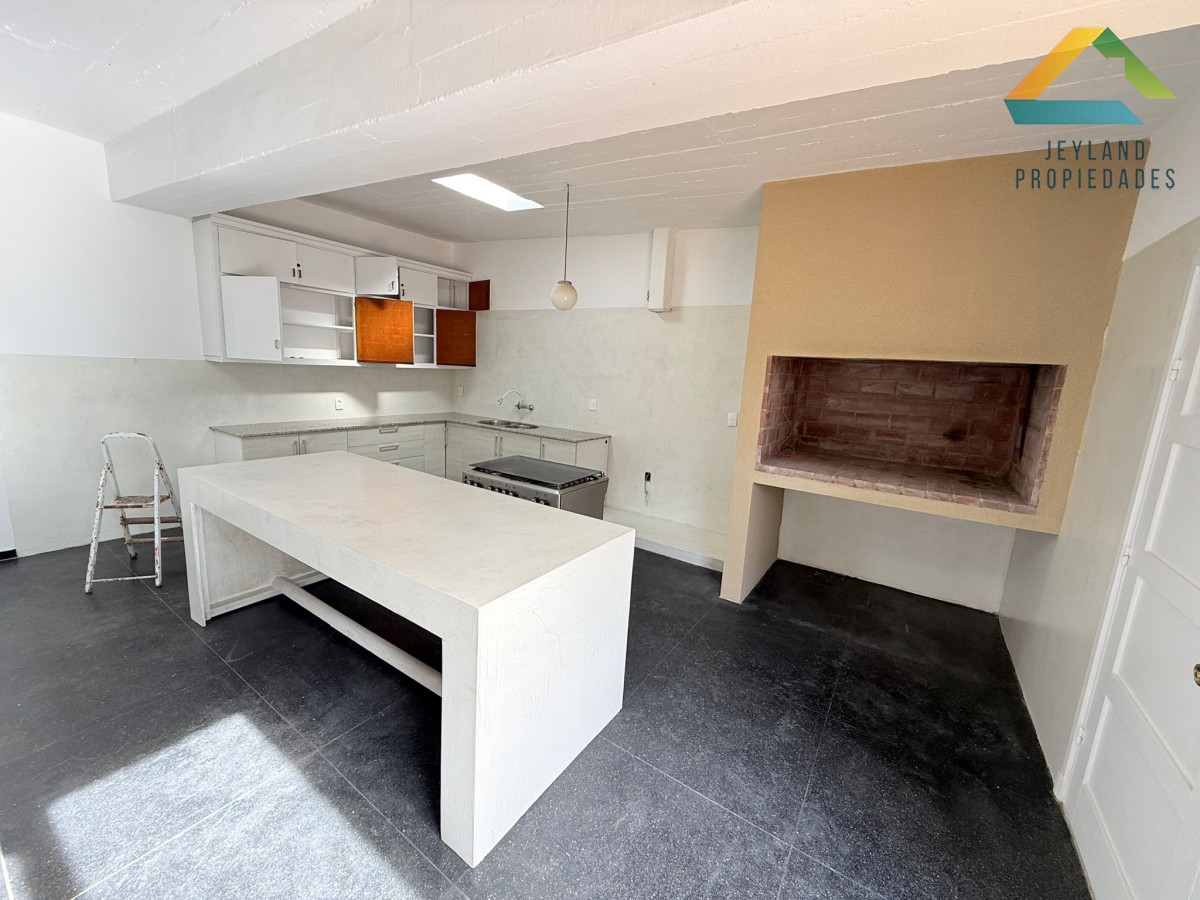 Casa ID.243 - Venta Casa 3 dormitorios, San Rafael, Punta del este 