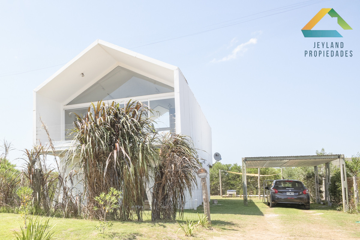 Casa ID.234 - Hermosa casa a metros del mar en la Juanita 
