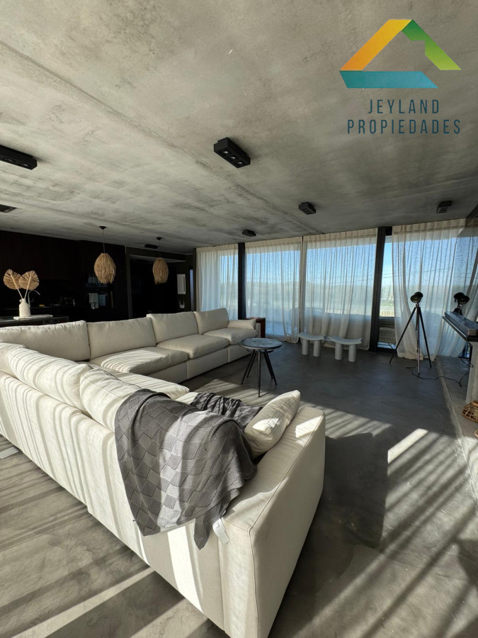 Casa ID.247 - Casa Venta 3 Dormitorios La Juanita
