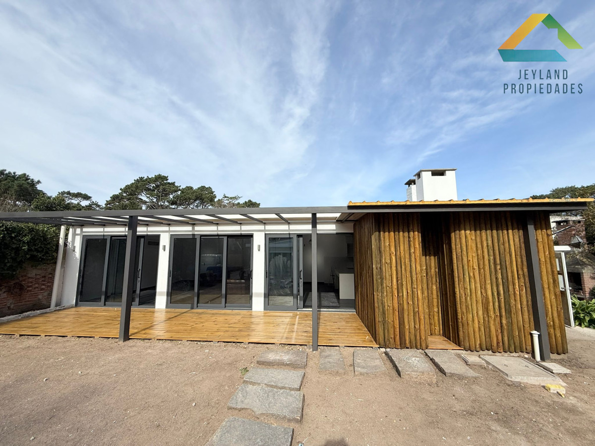 Casa ID.243 - Venta Casa 3 dormitorios, San Rafael, Punta del este 