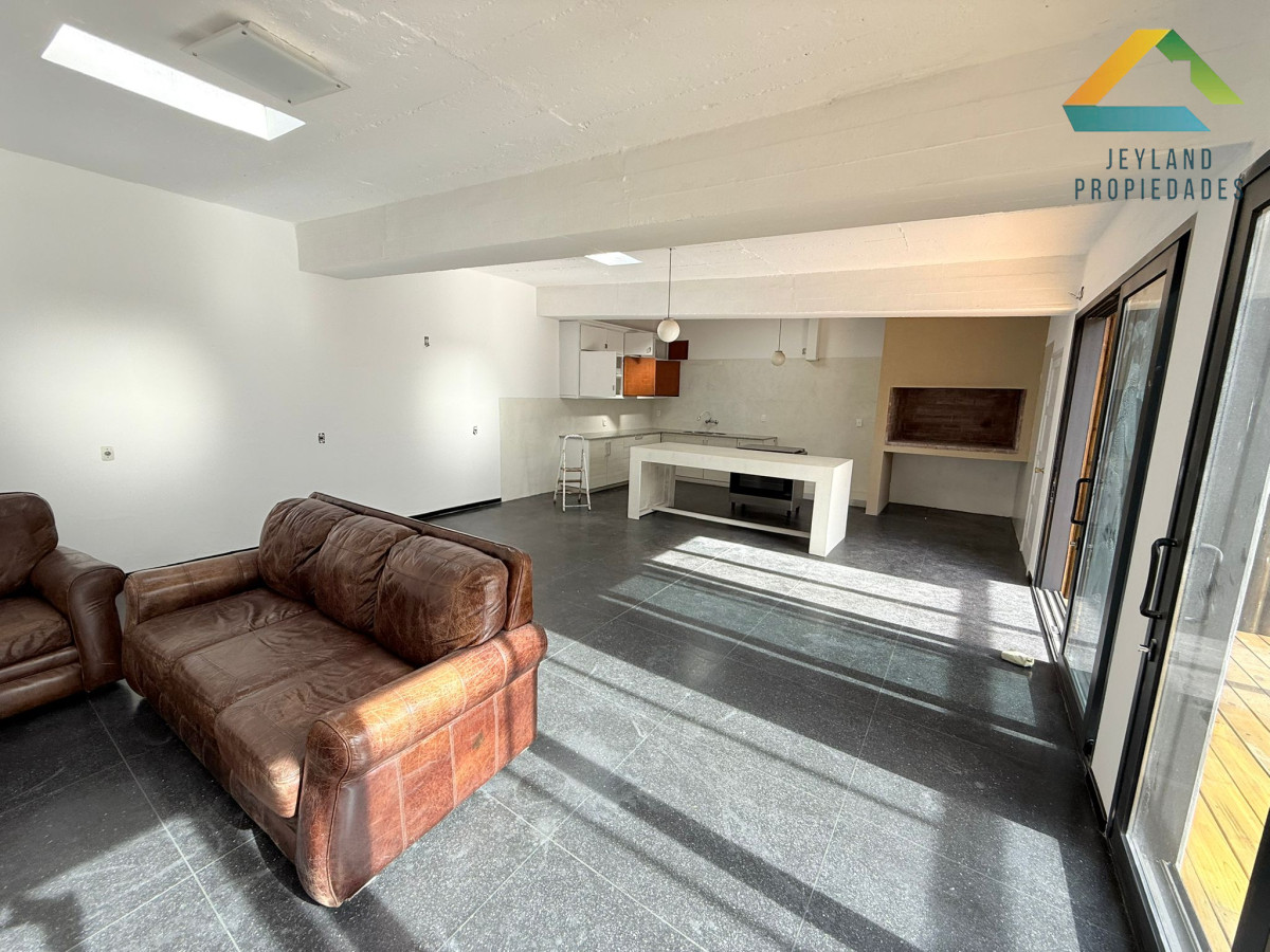 Casa ID.243 - Venta Casa 3 dormitorios, San Rafael, Punta del este 
