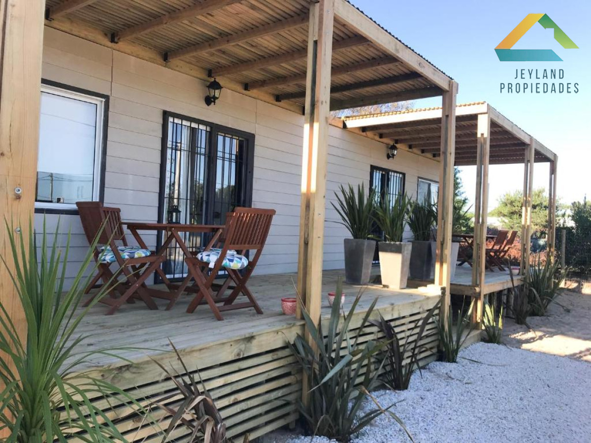 Casa ID.248 - Complejo de 7 apartamentos en la Juanita. 