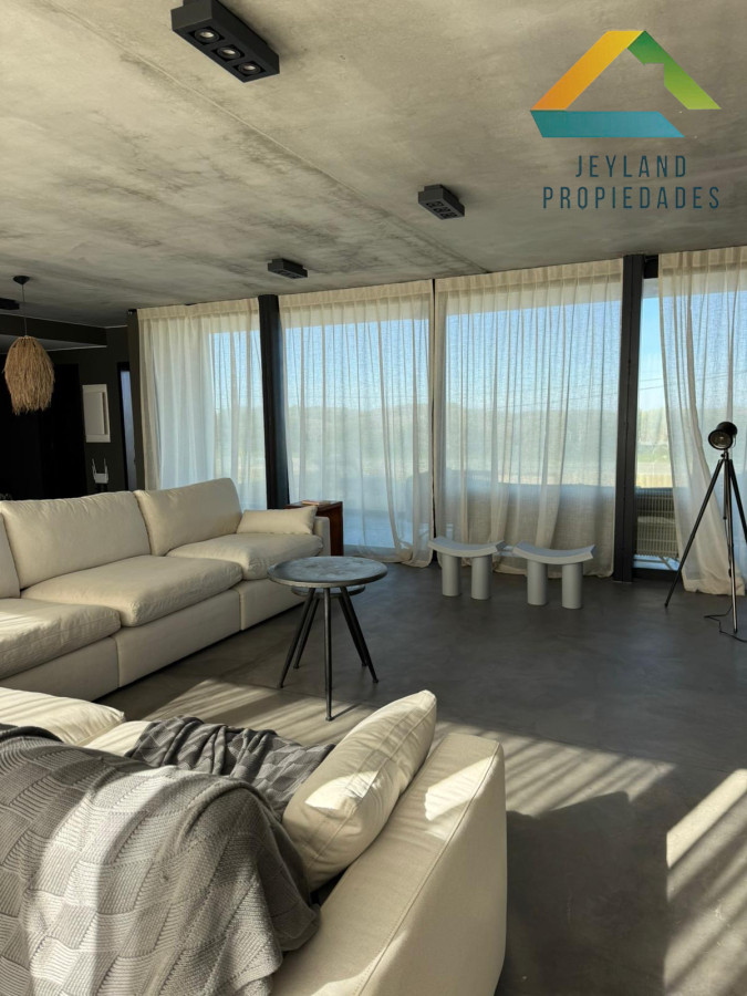 Casa ID.247 - Casa Venta 3 Dormitorios La Juanita