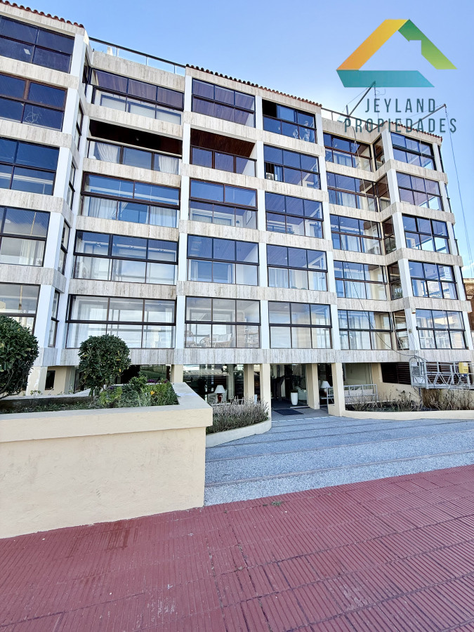 Apartamento ID.241 - VENTA APARTAMENTO 3 dormitorios