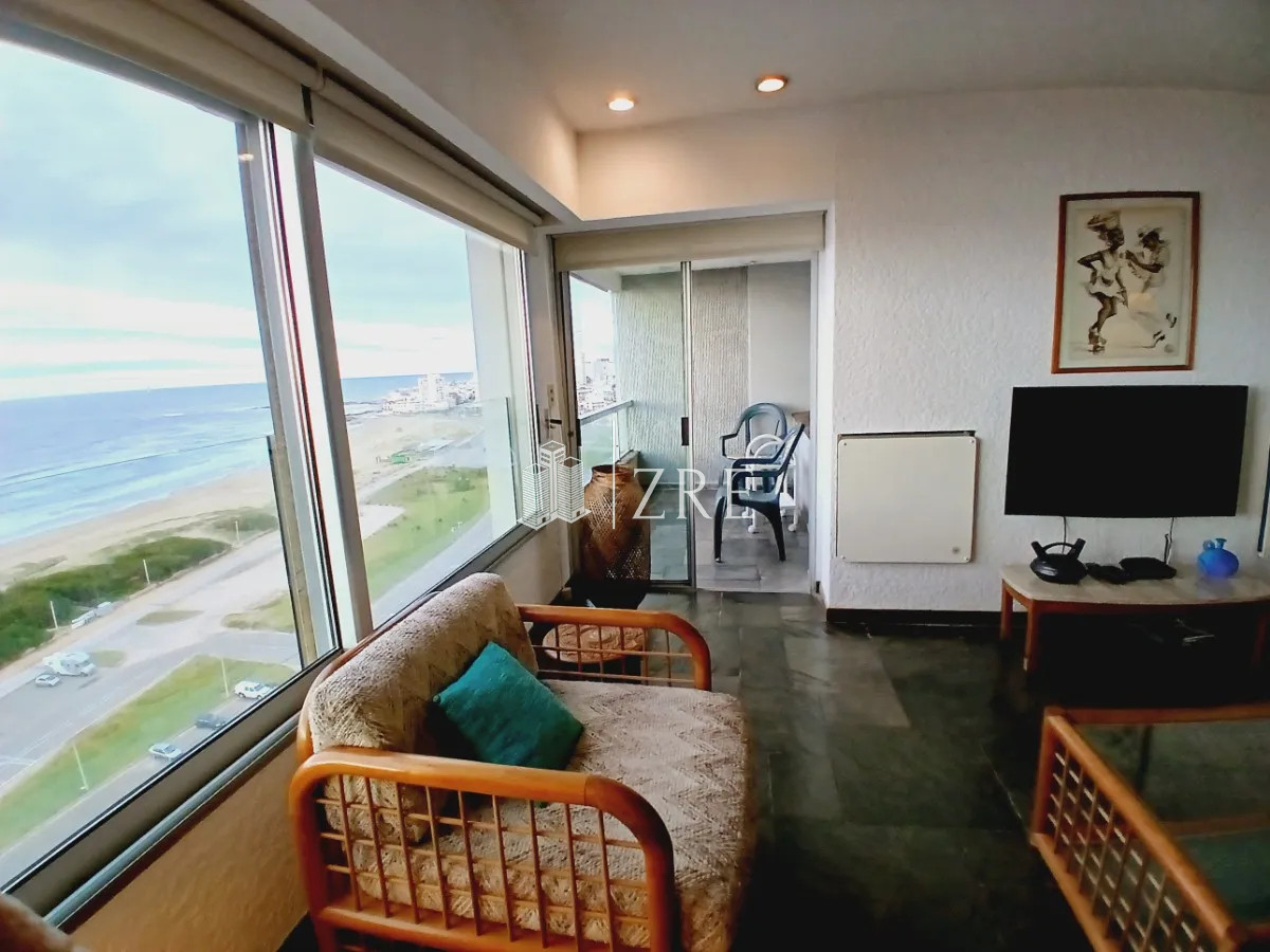 Apartamento ID.868 - Venta apartamento 1 dormitorio en Aidy Grill, Punta del Este