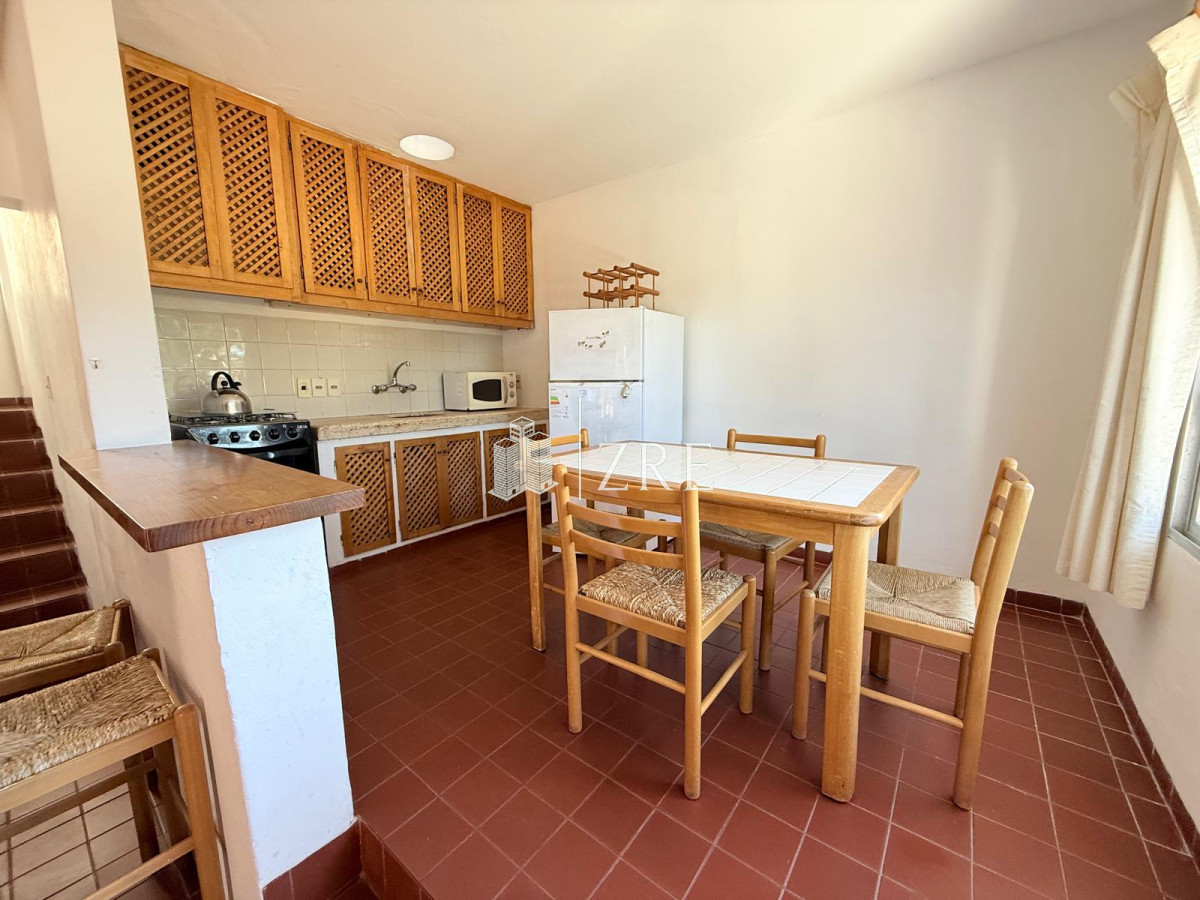 Apartamento ID.885 - Apartamento Alquiler anual
