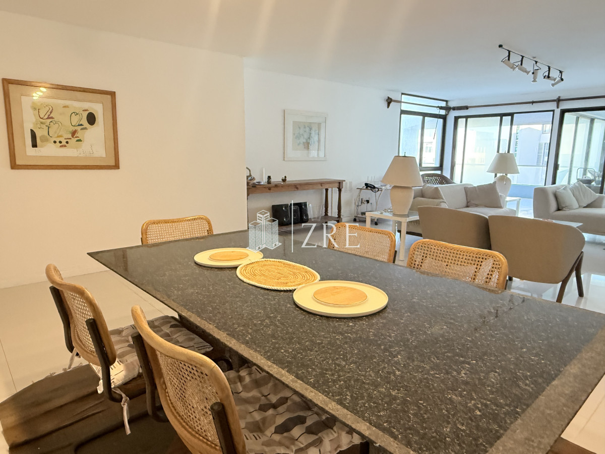 Apartamento ID.1036 - Venta apartamento 4 dormitorio en Península, Punta del Este 