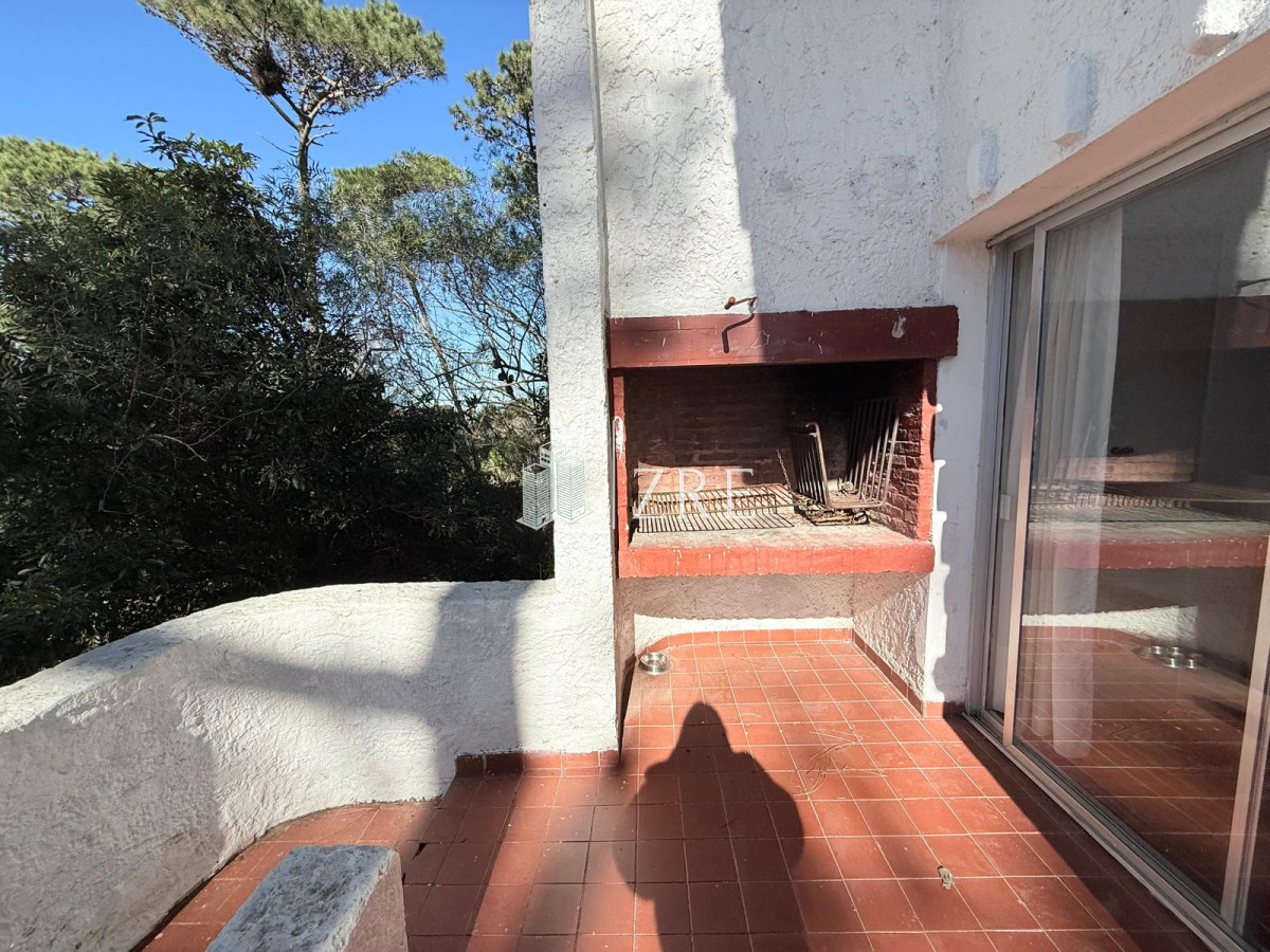 Apartamento ID.885 - Apartamento Alquiler anual