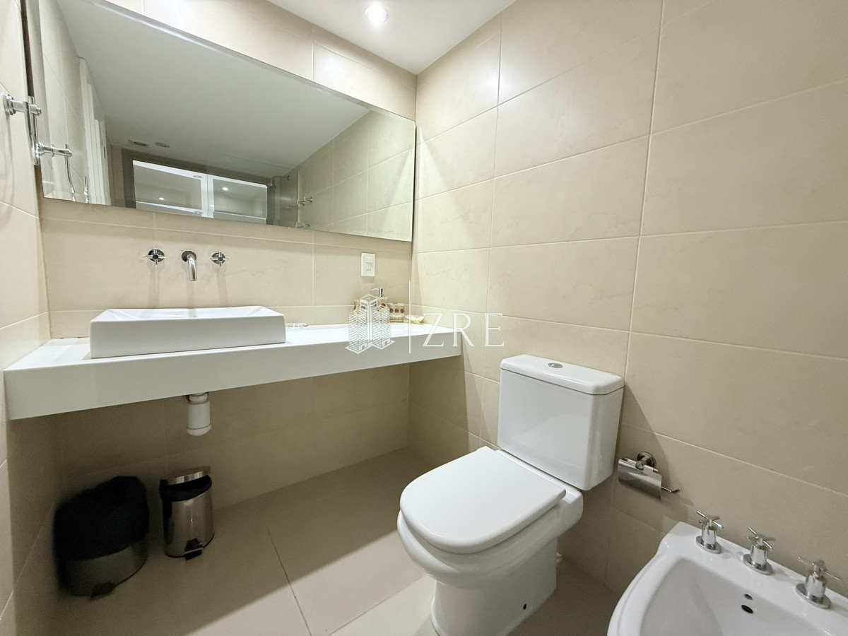 Apartamento ID.920 - Venta y alquiler apartamento 4 dormitorios en playa Brava, Punta del Este