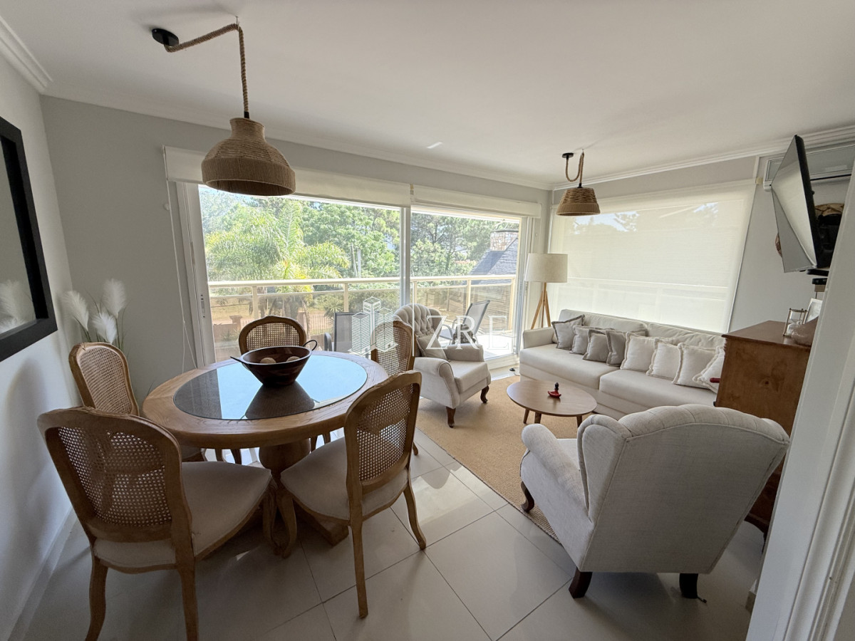 Apartamento ID.1270 - Venta apartamento 2 dormitorios en Aidy Grill, Punta del Este