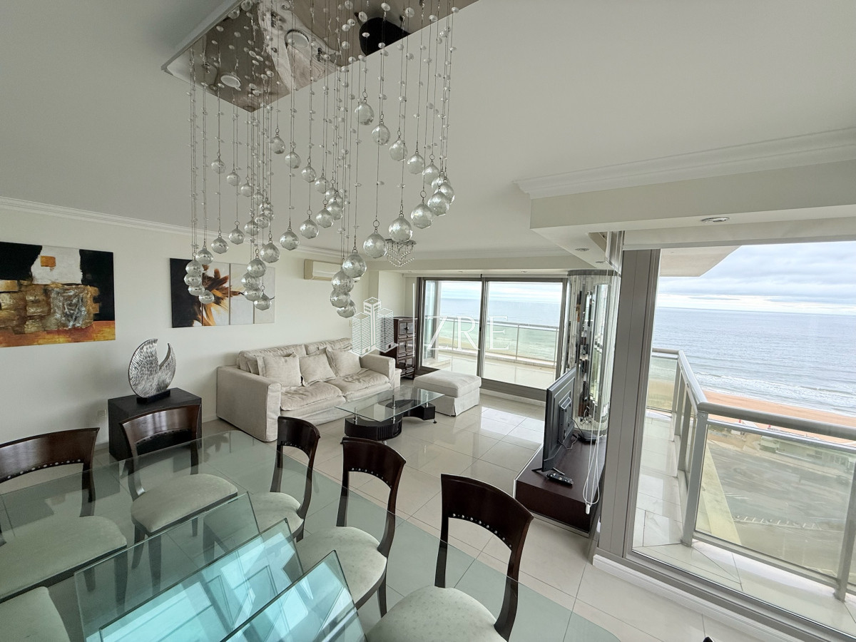 Apartamento ID.920 - Venta y alquiler apartamento 4 dormitorios en playa Brava, Punta del Este