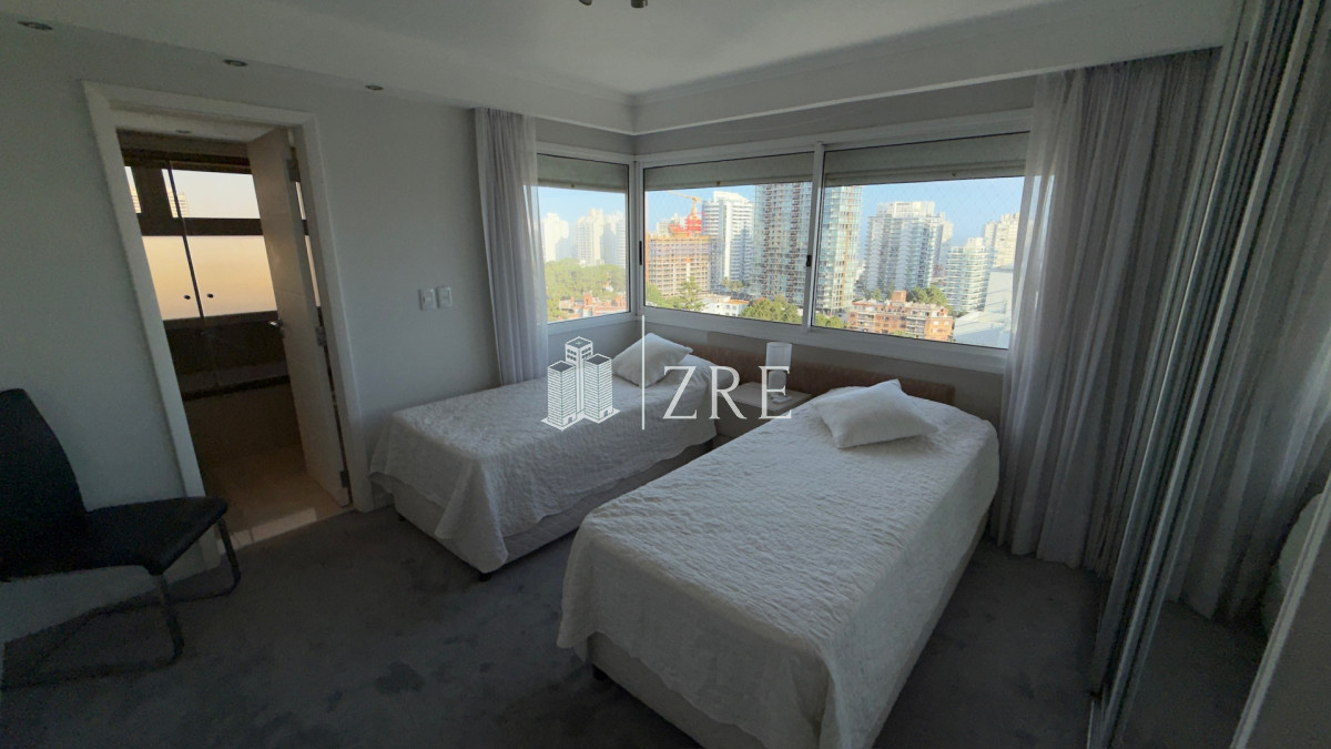Apartamento ID.1332 - Venta apartamento Casino Tower 