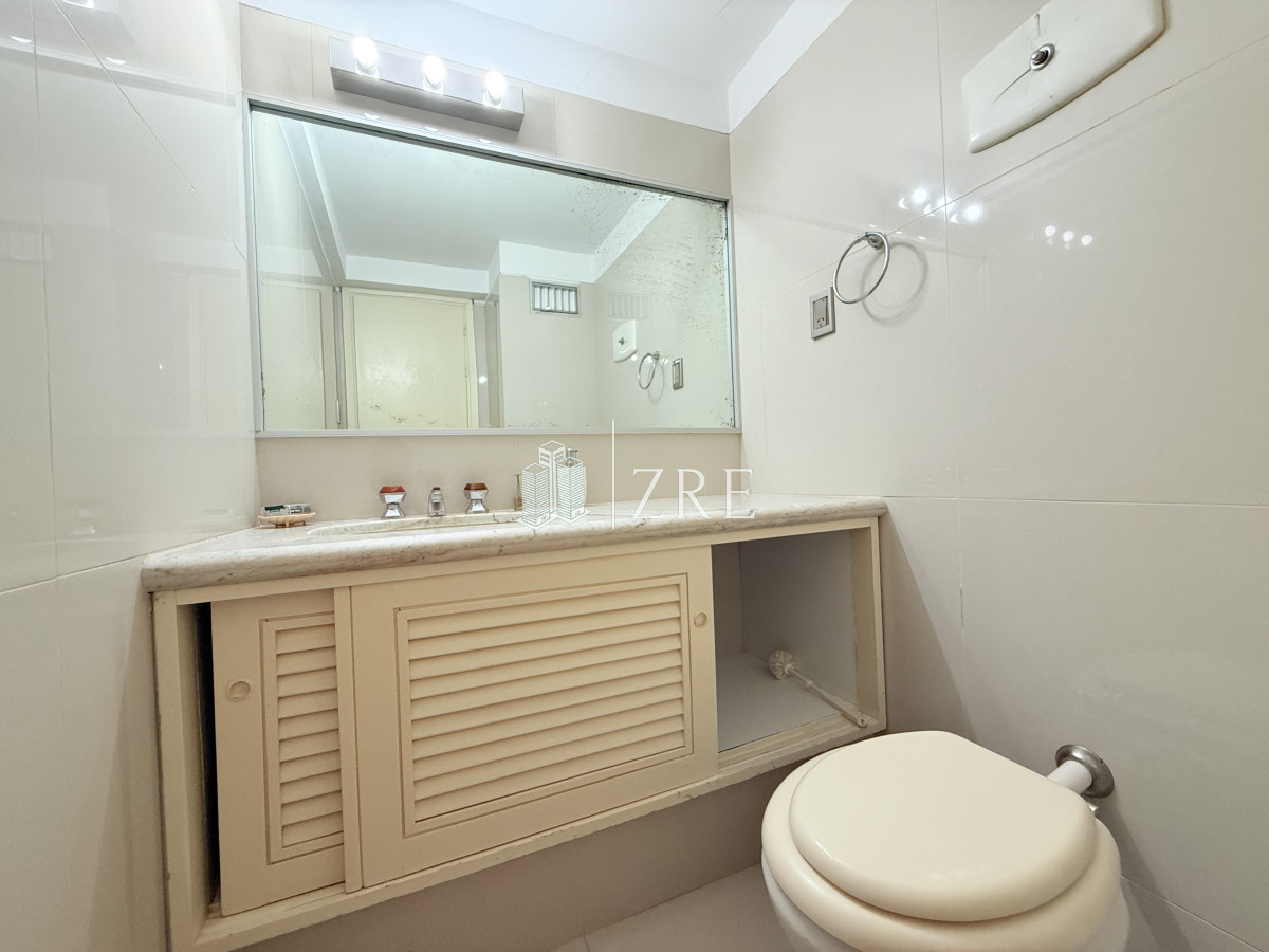 Apartamento ID.1069 - Venta apartamento 3 dormitorios primera linea en mansa, Punta del Este