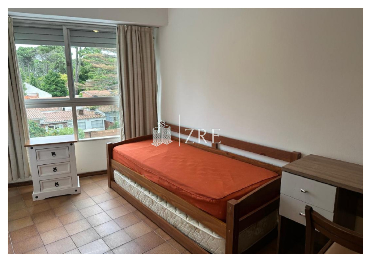 Apartamento ID.892 - Venta apartamento 3 dormitorios en Roosevelt, Punta del Este
