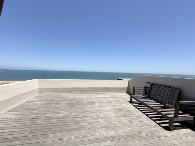 Venta apartamento 3 dormitorios primera linea, mansa, Punta del Este
