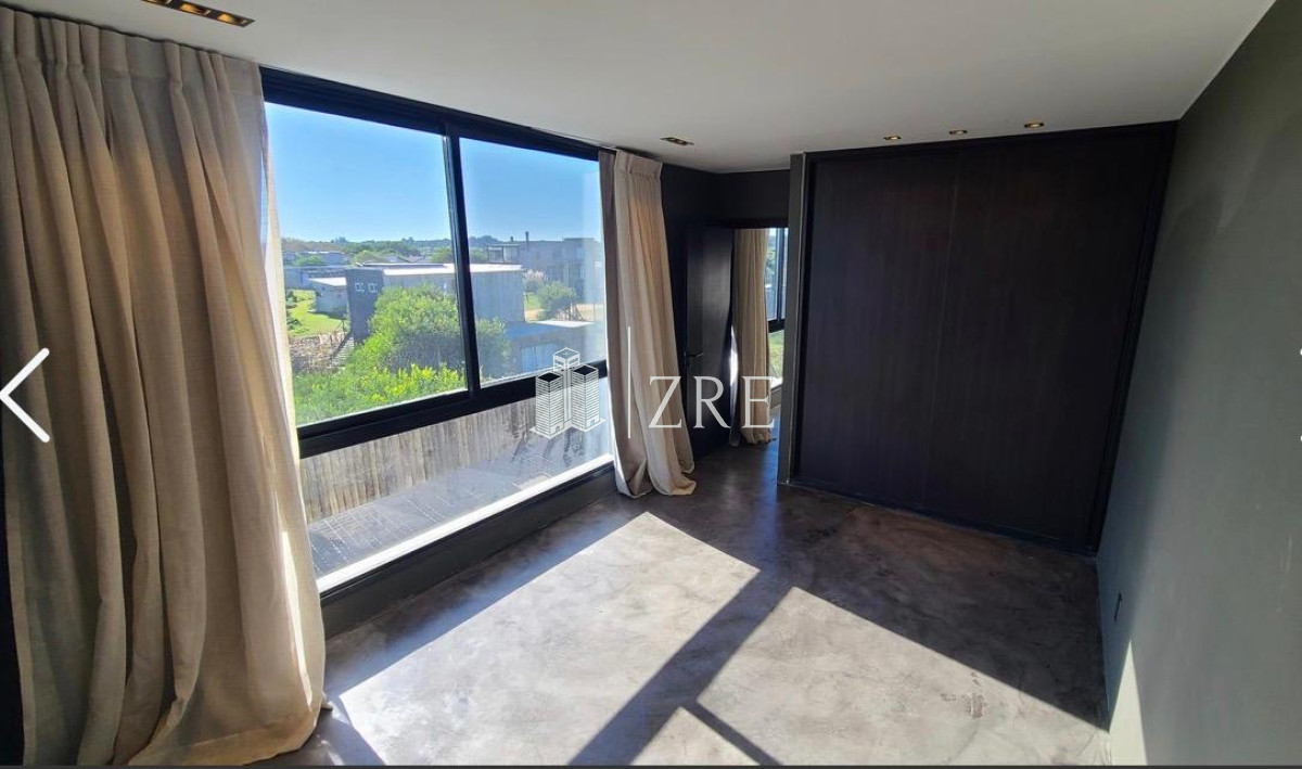 Casa ID.34 - Casa Venta 3 Dormitorios La Juanita