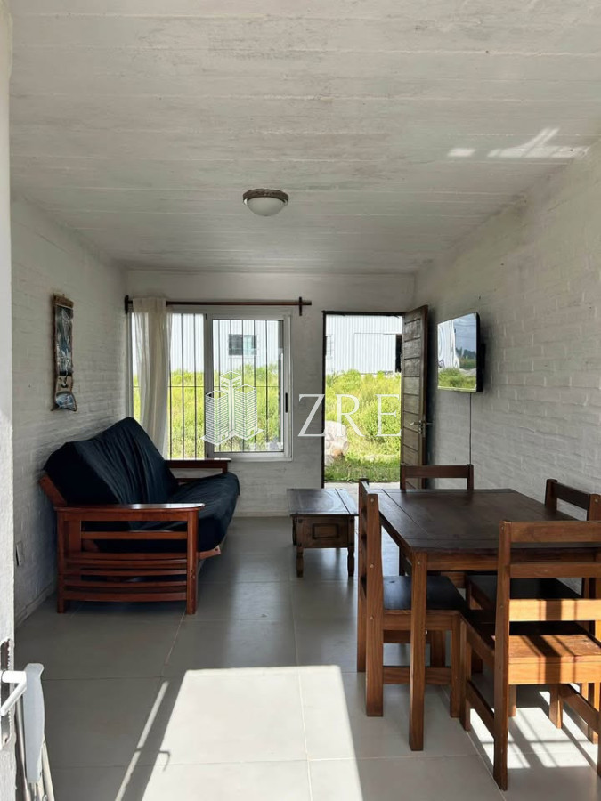 Casa ID.1178 - Casa en barrio 4h