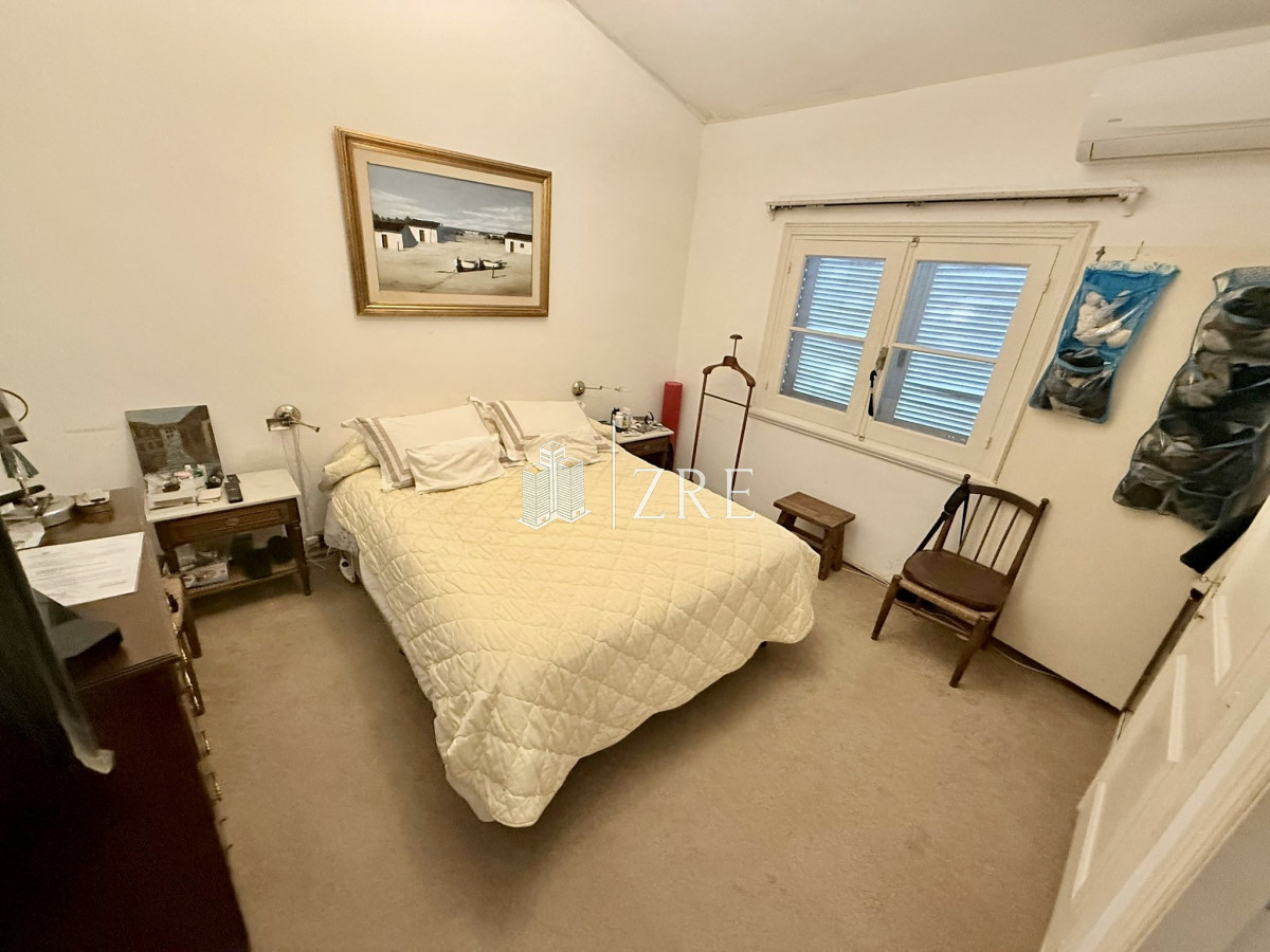 Casa ID.899 - Venta Casa de 5 dormitorios, Punta Del Este