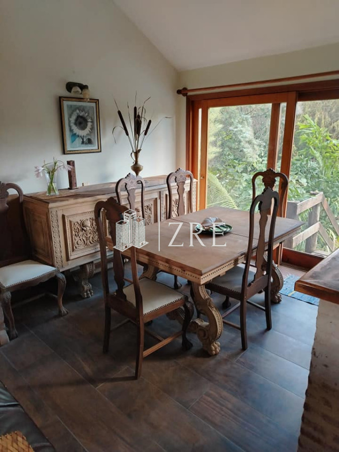 Casa ID.1038 - Se Alquila casa con Jardín temático 