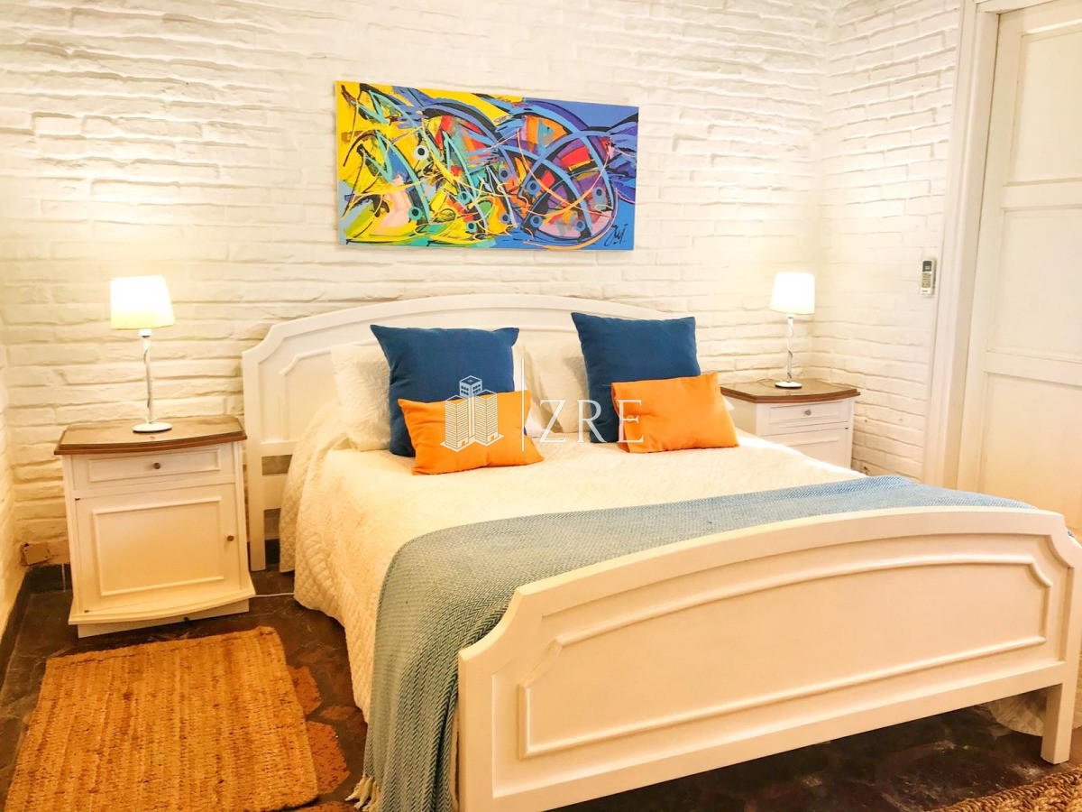 Casa ID.1029 - Se Alquila Casa a pasos de la Playa