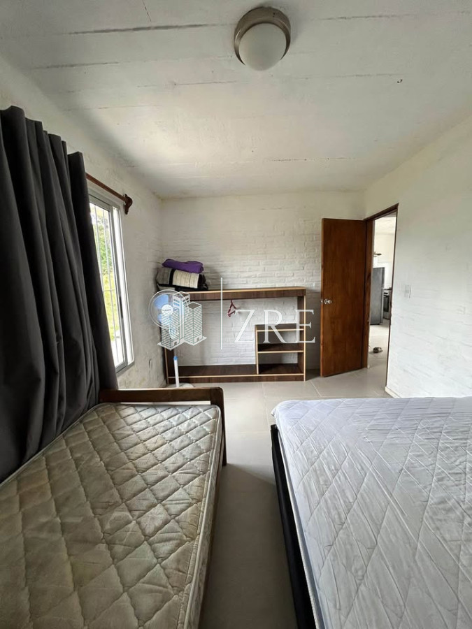 Casa ID.1178 - Casa en barrio 4h