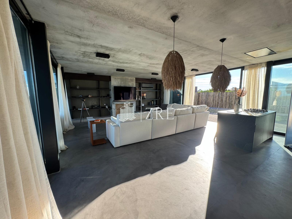 Casa ID.34 - Casa Venta 3 Dormitorios La Juanita