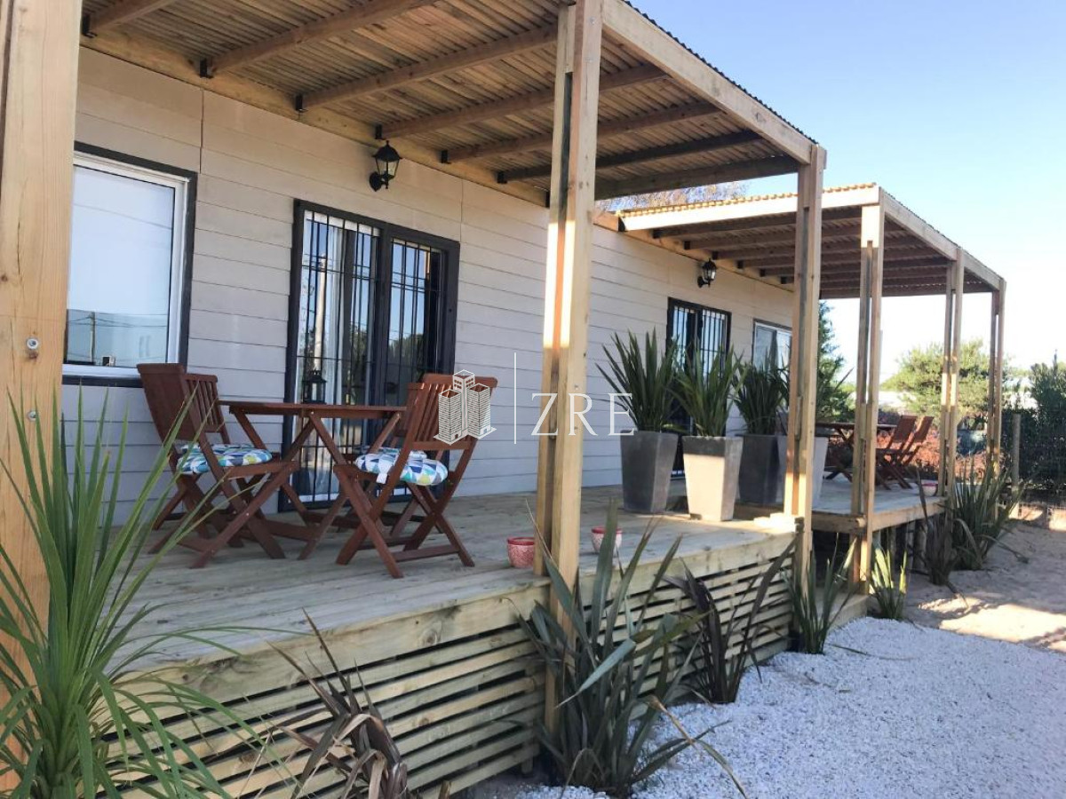 Casa ID.21 - Complejo de 7 apartamentos en la Juanita. 