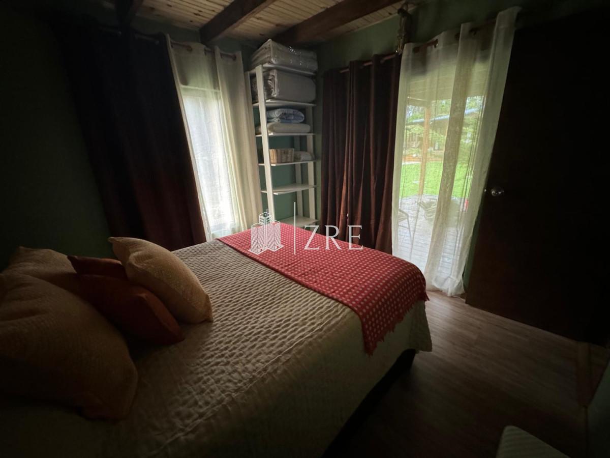 Casa ID.1112 - Se alquila Cabaña con Piscina 