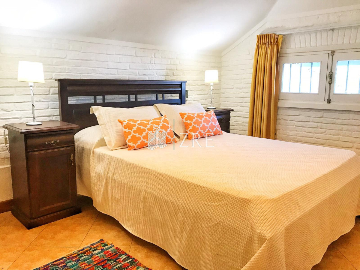 Casa ID.1029 - Se Alquila Casa a pasos de la Playa