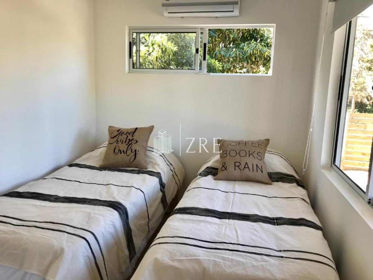 Casa ID.21 - Complejo de 7 apartamentos en la Juanita. 