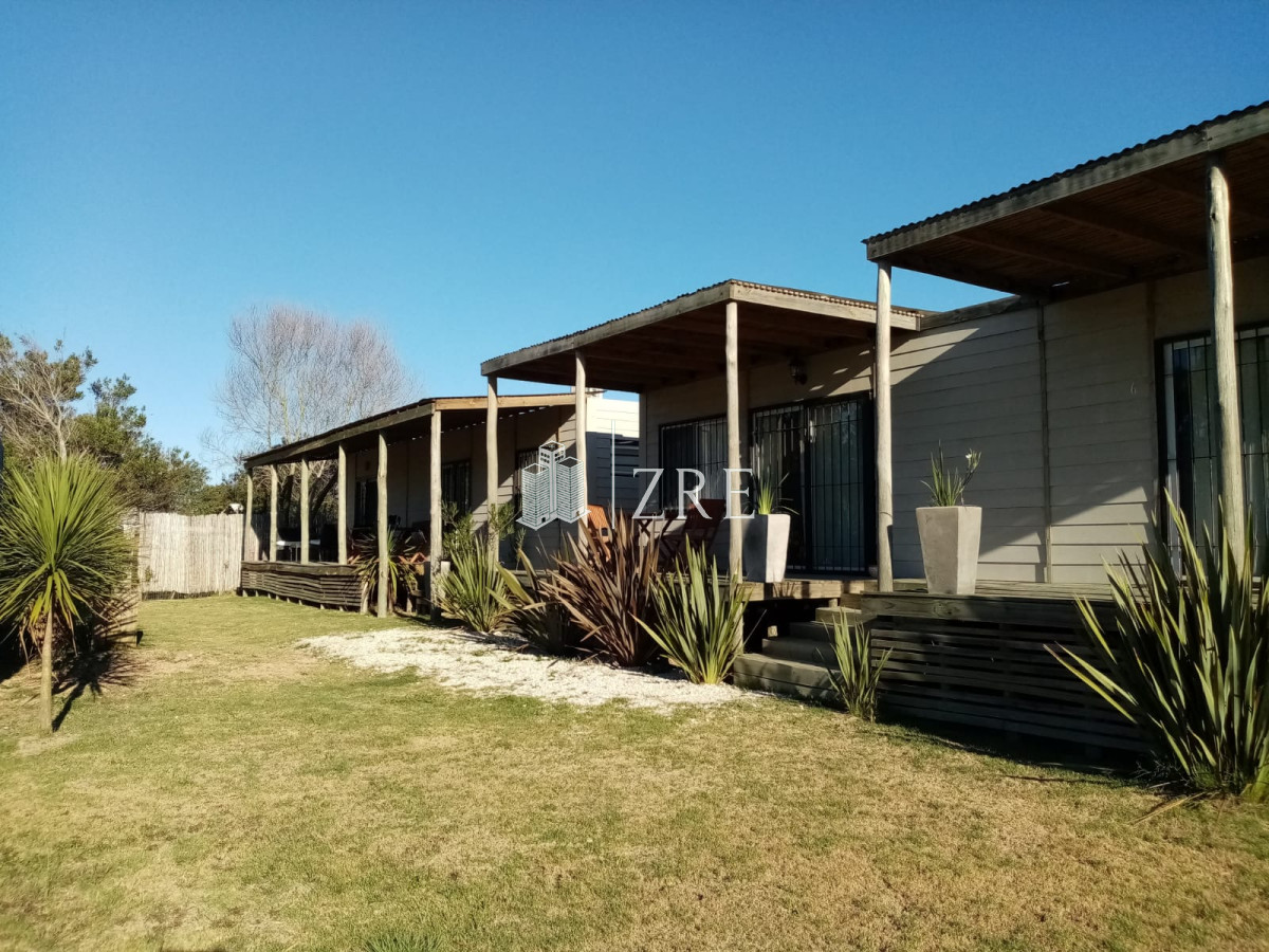 Casa ID.21 - Complejo de 7 apartamentos en la Juanita. 