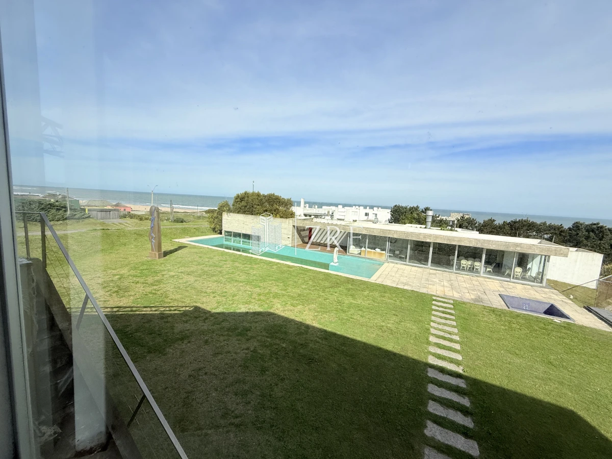 Casa ID.993 - Venta importante casa en la barra